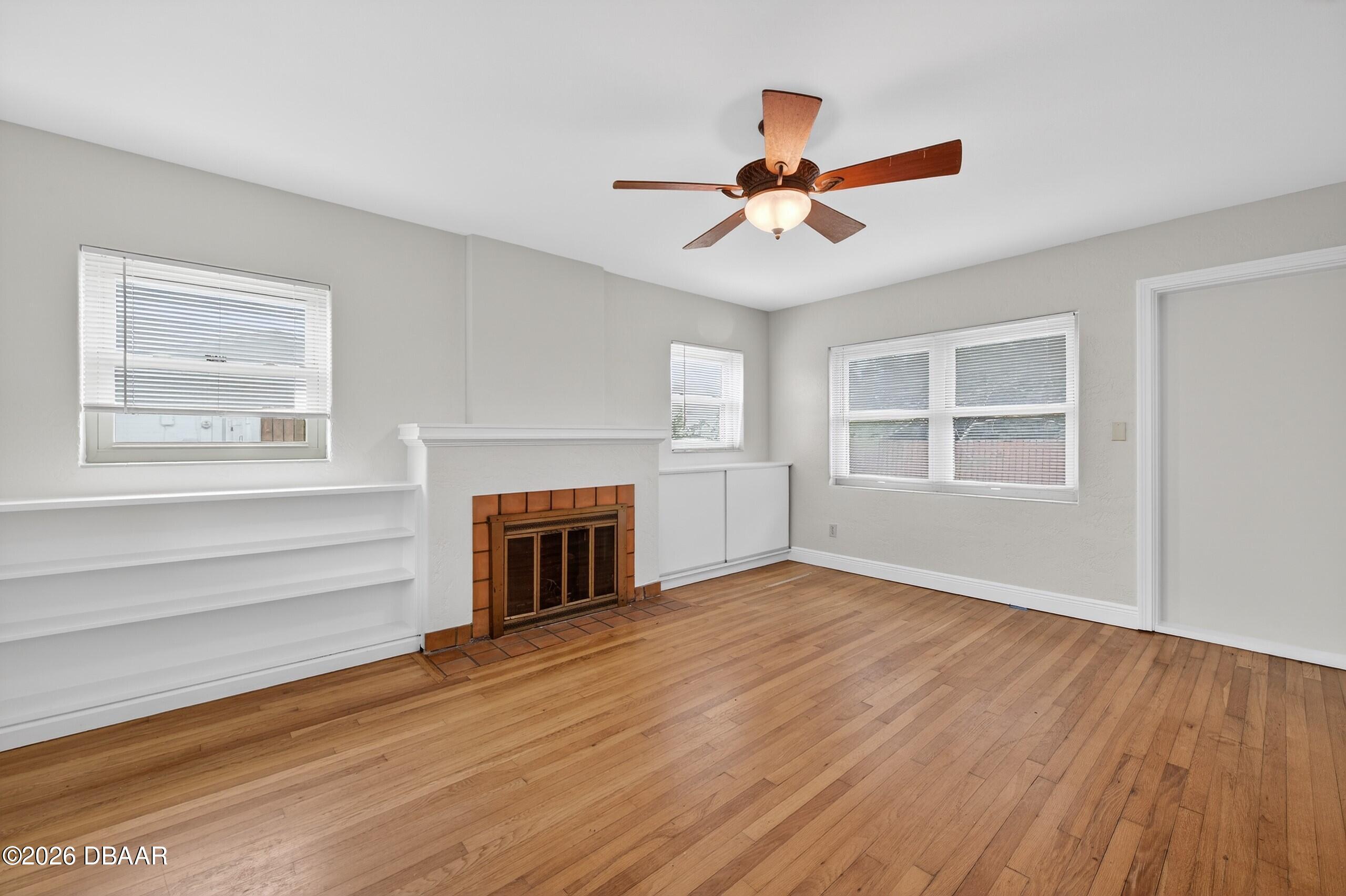 2100 S Peninsula Drive