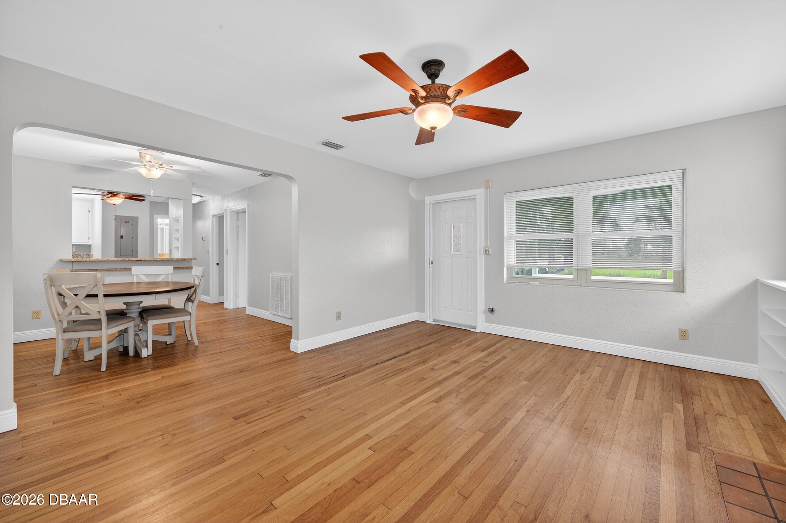 2100 S Peninsula Drive