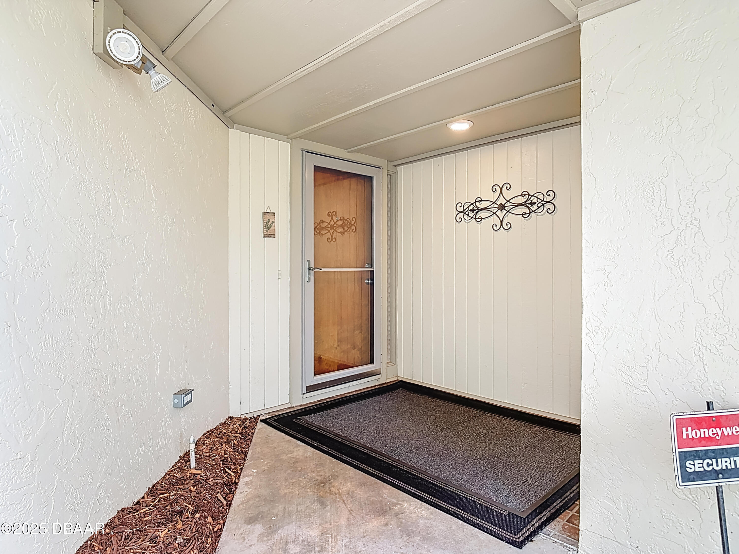 166 Turnberry Circle