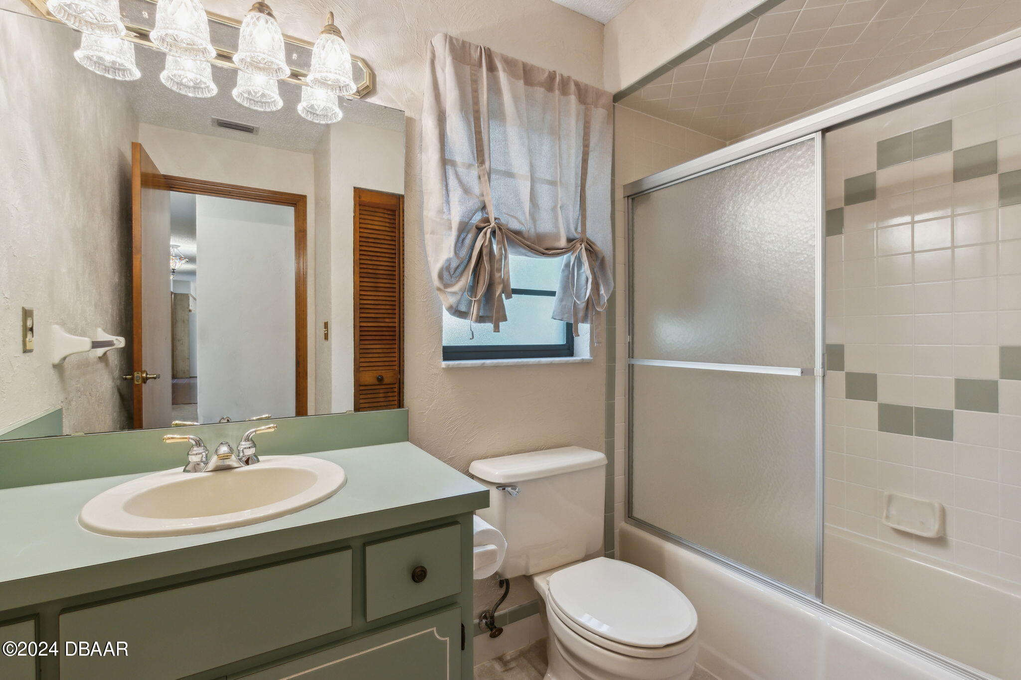 Port Orange, Florida 32127, United States, 3 Bedrooms Bedrooms, ,2 BathroomsBathrooms,Residential,Pending,55515