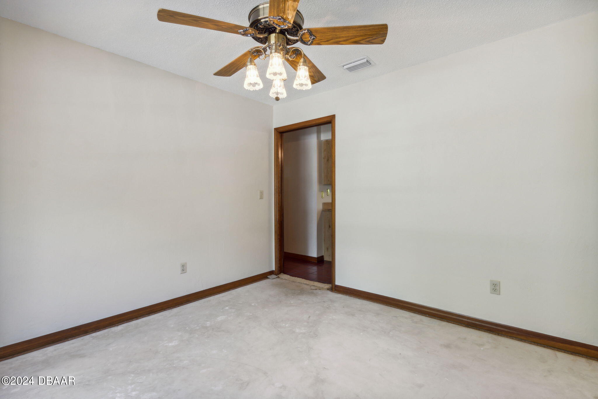 Port Orange, Florida 32127, United States, 3 Bedrooms Bedrooms, ,2 BathroomsBathrooms,Residential,Pending,55515