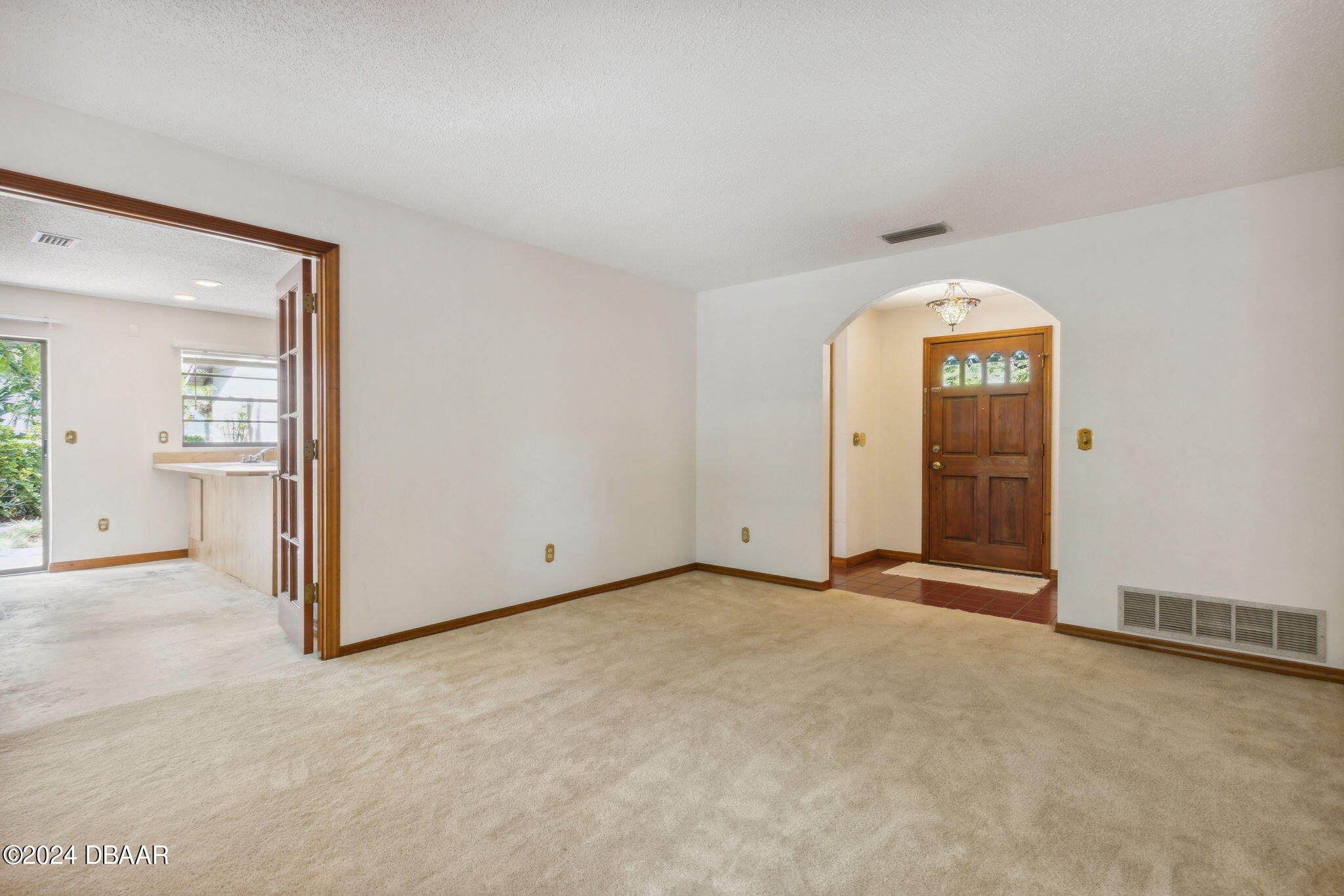 Port Orange, Florida 32127, United States, 3 Bedrooms Bedrooms, ,2 BathroomsBathrooms,Residential,Pending,55515