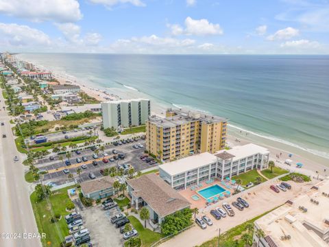 A home in New Smyrna Beach