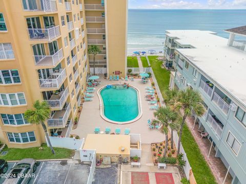 A home in New Smyrna Beach