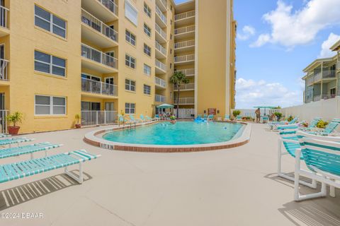 A home in New Smyrna Beach