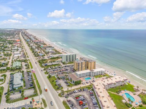 A home in New Smyrna Beach