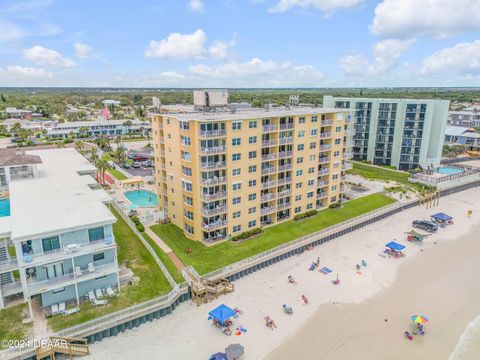 A home in New Smyrna Beach