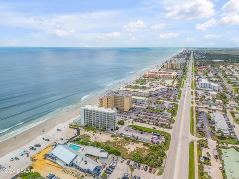 A home in New Smyrna Beach