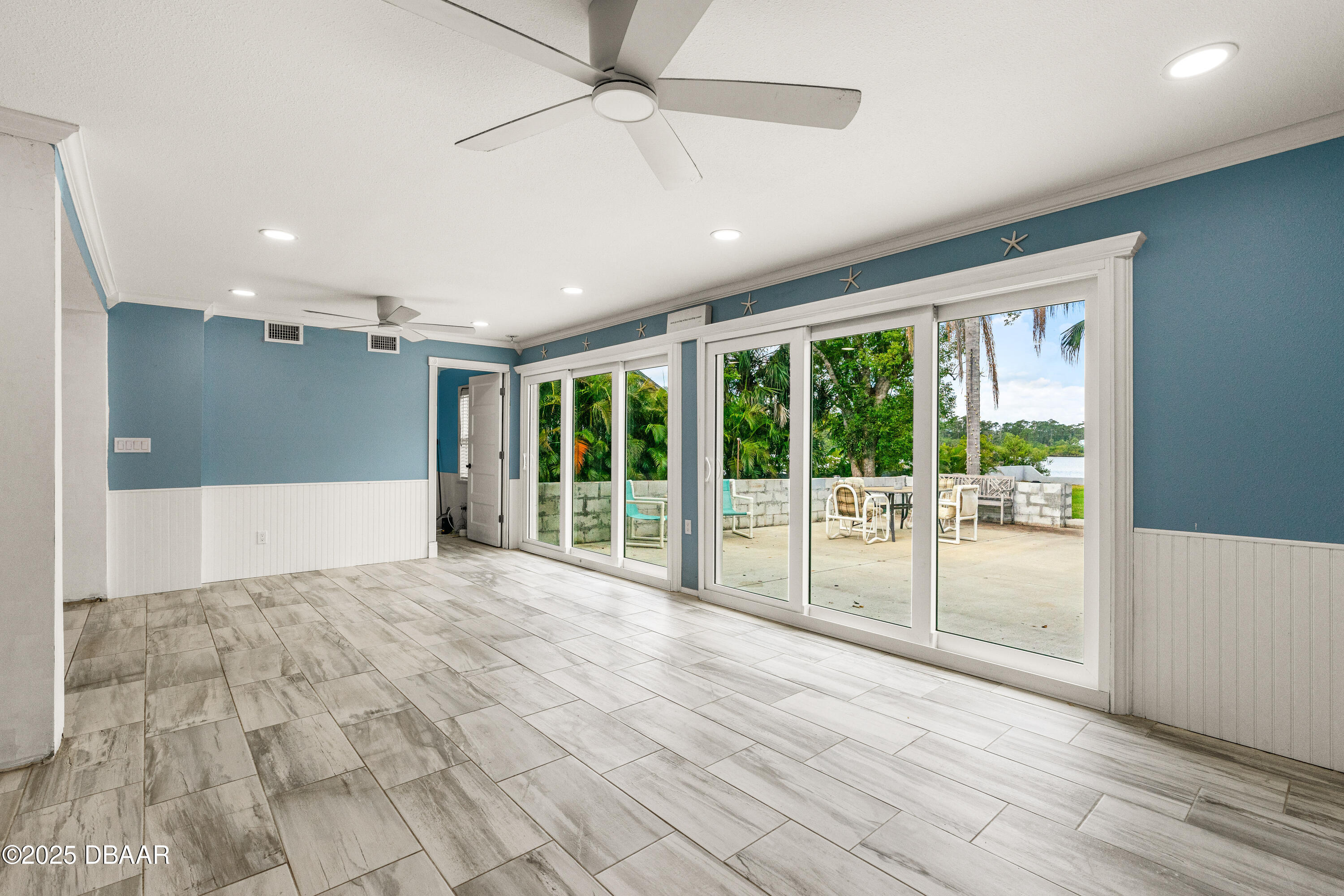 2576 Sunset Drive