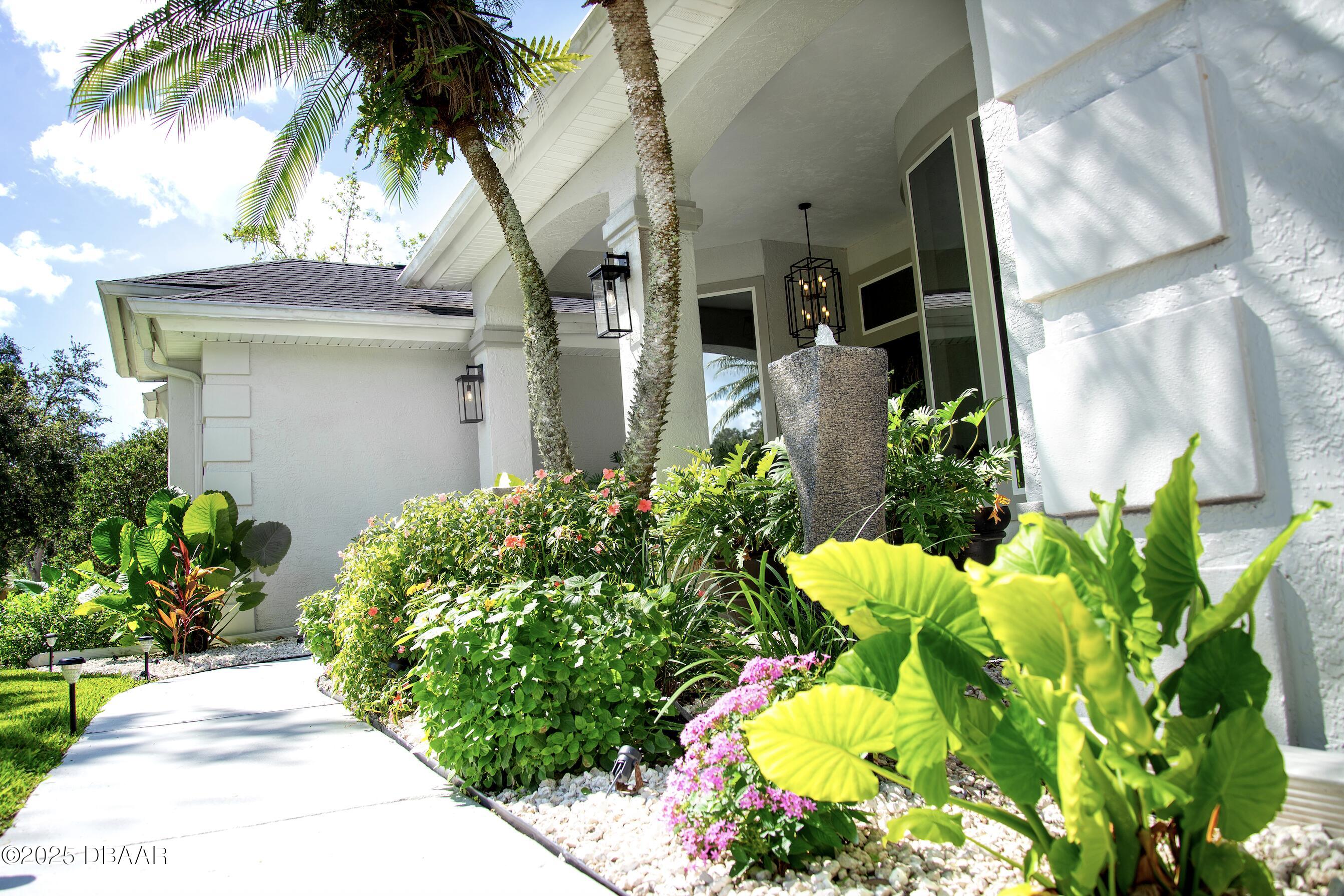16 Circle Creek Way