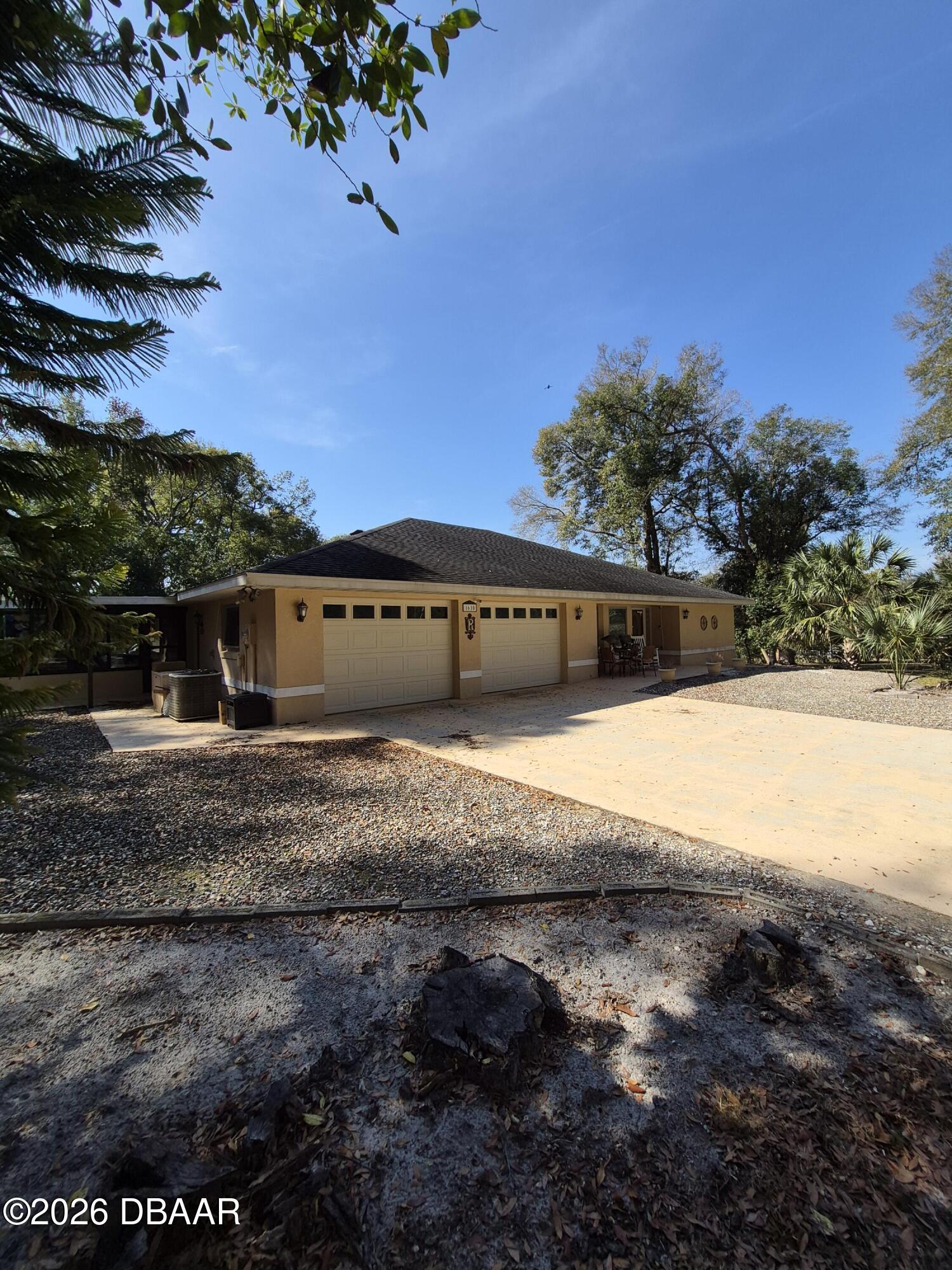 1610 Strathcona Avenue