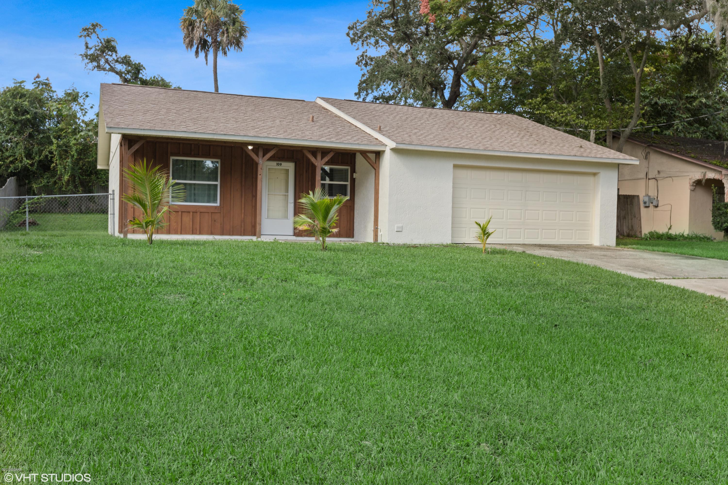 Photo 1 of 28 — 109 Luna Circle, Ormond Beach, FL 32174