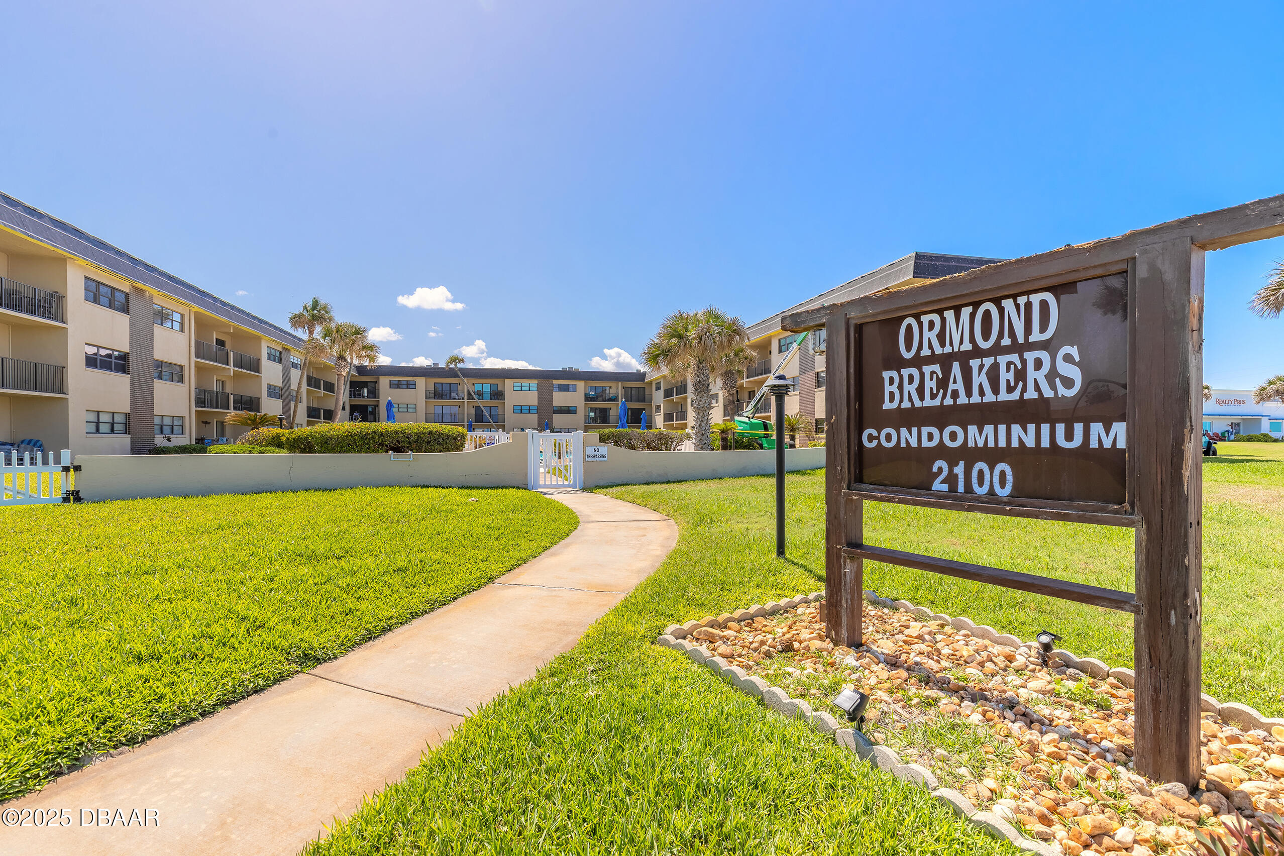 2100 Ocean Shore Boulevard 205