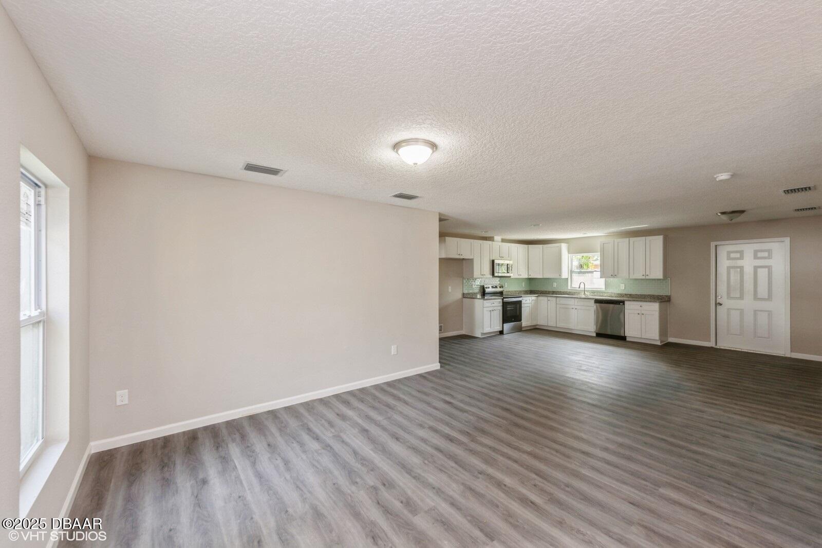 495 6th Street
