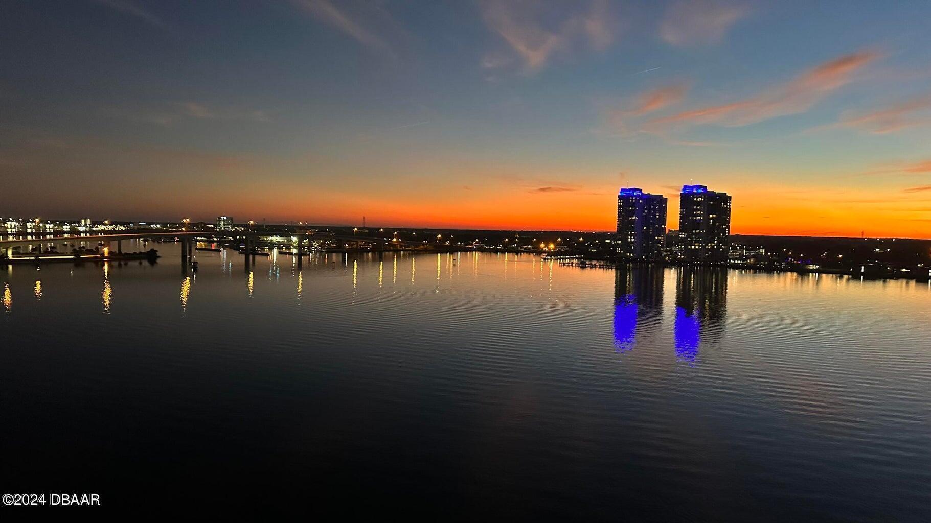 935 N Halifax Avenue