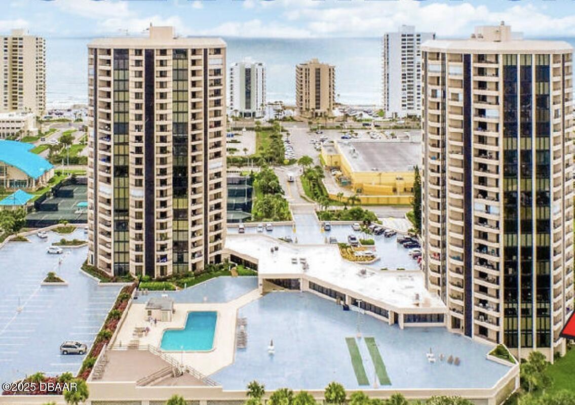 1 Oceans West Boulevard