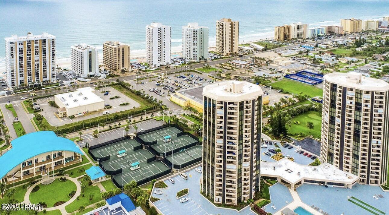 1 Oceans West Boulevard