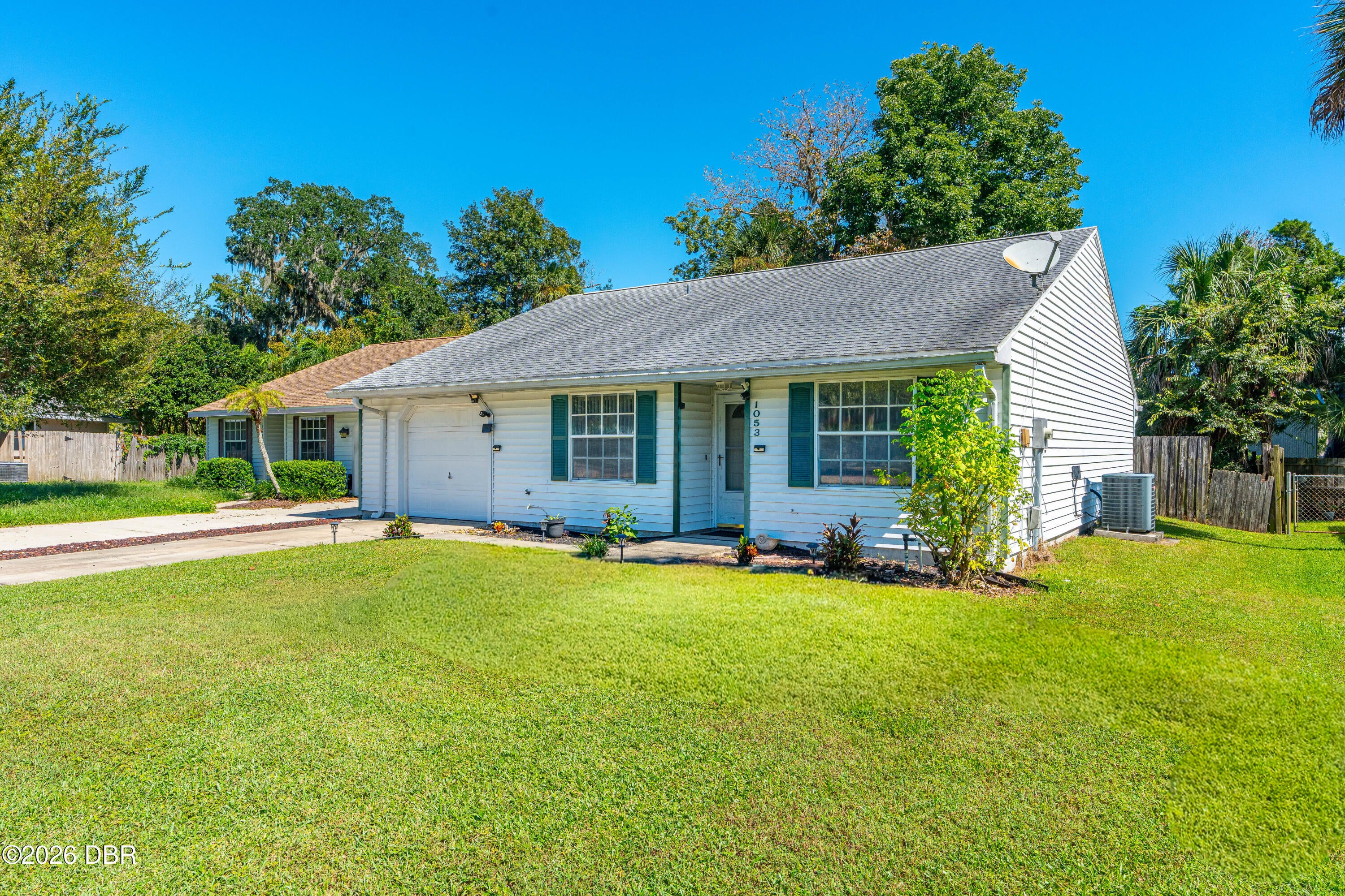 1053 Oak Forest Circle