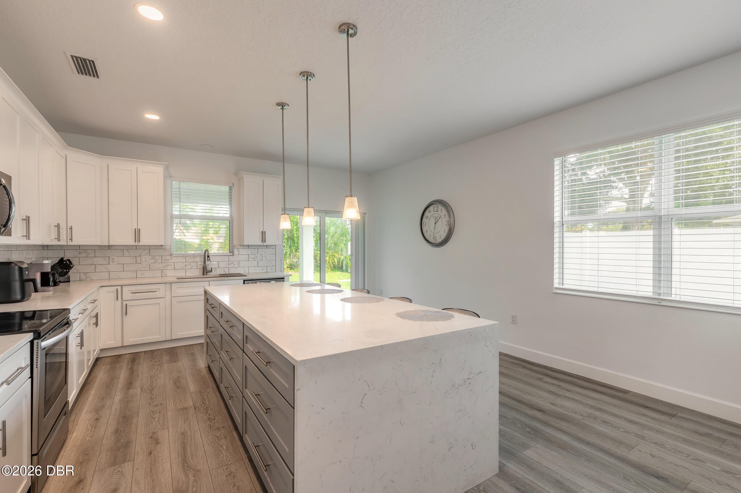 2625 Travelers Palm Drive
