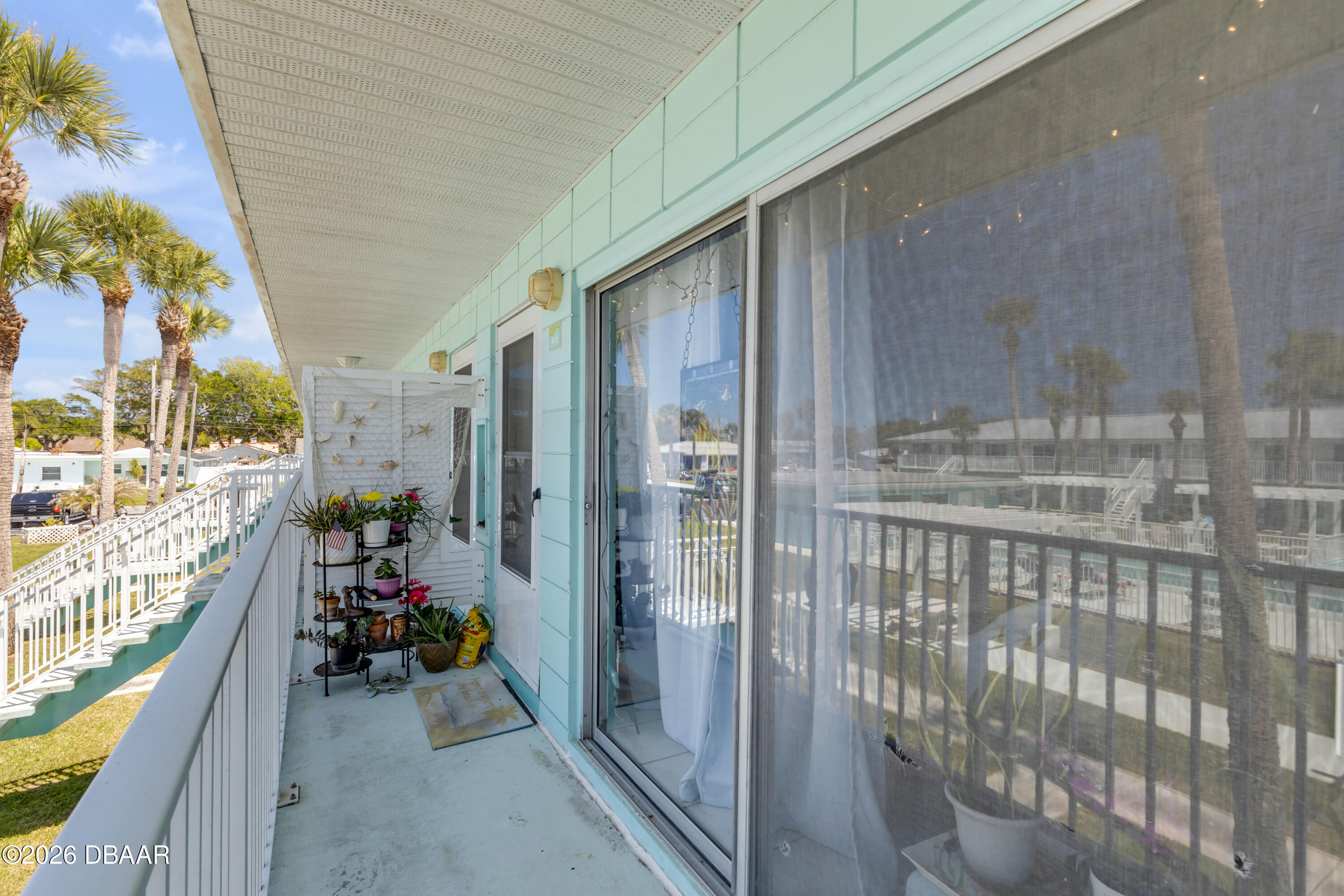 541 S Peninsula Avenue