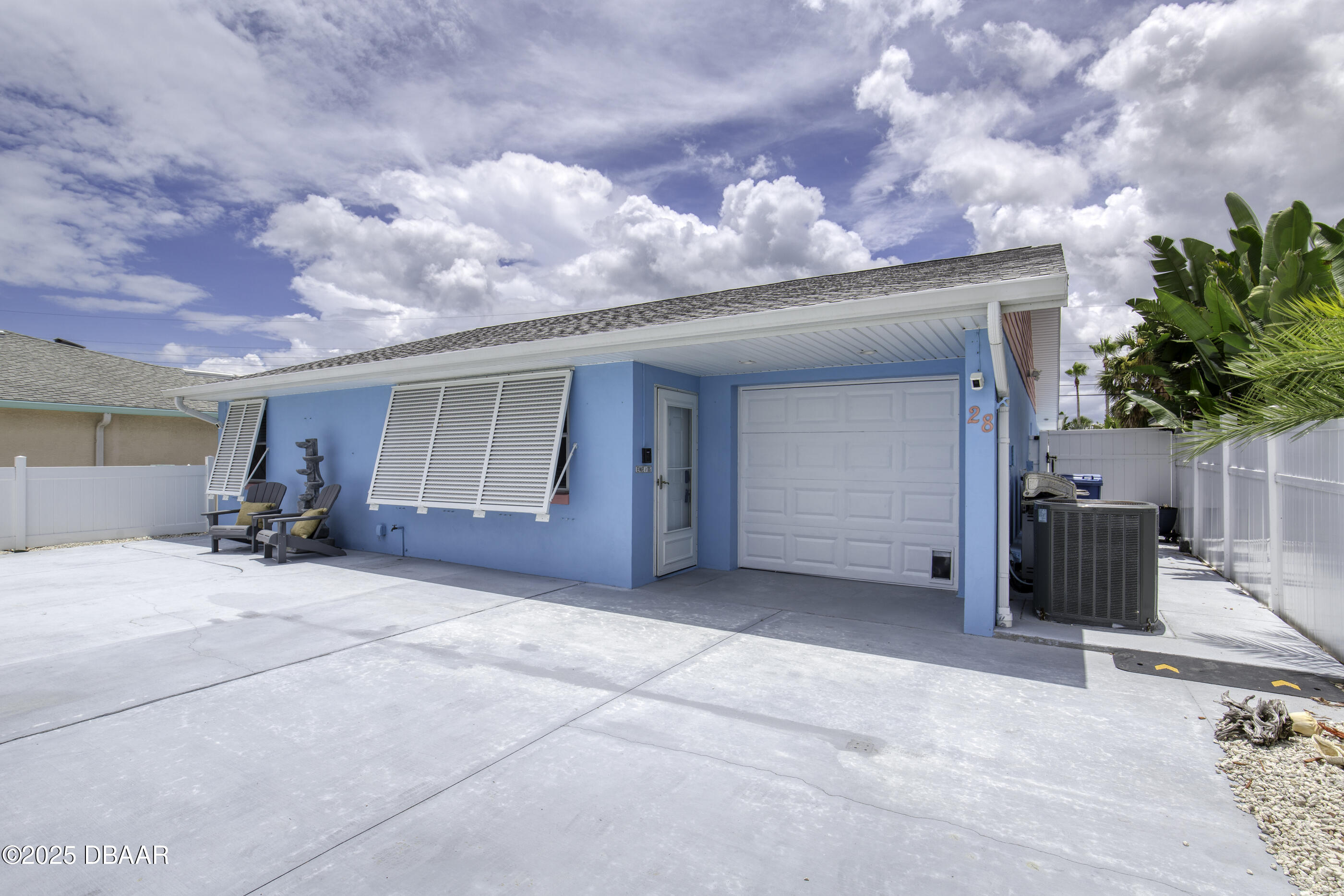 28 River Drive