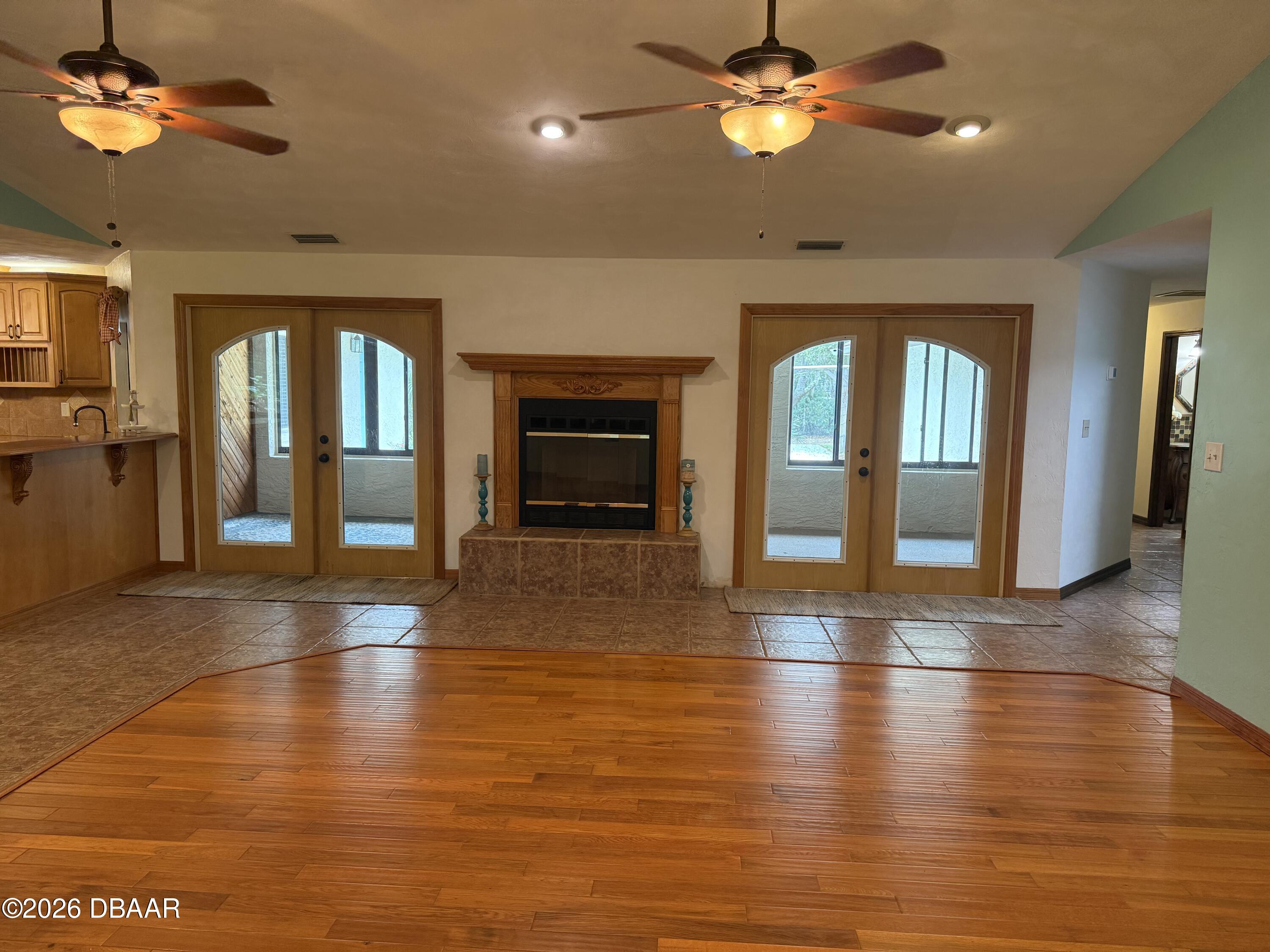 5822 Spruce Creek Woods Drive