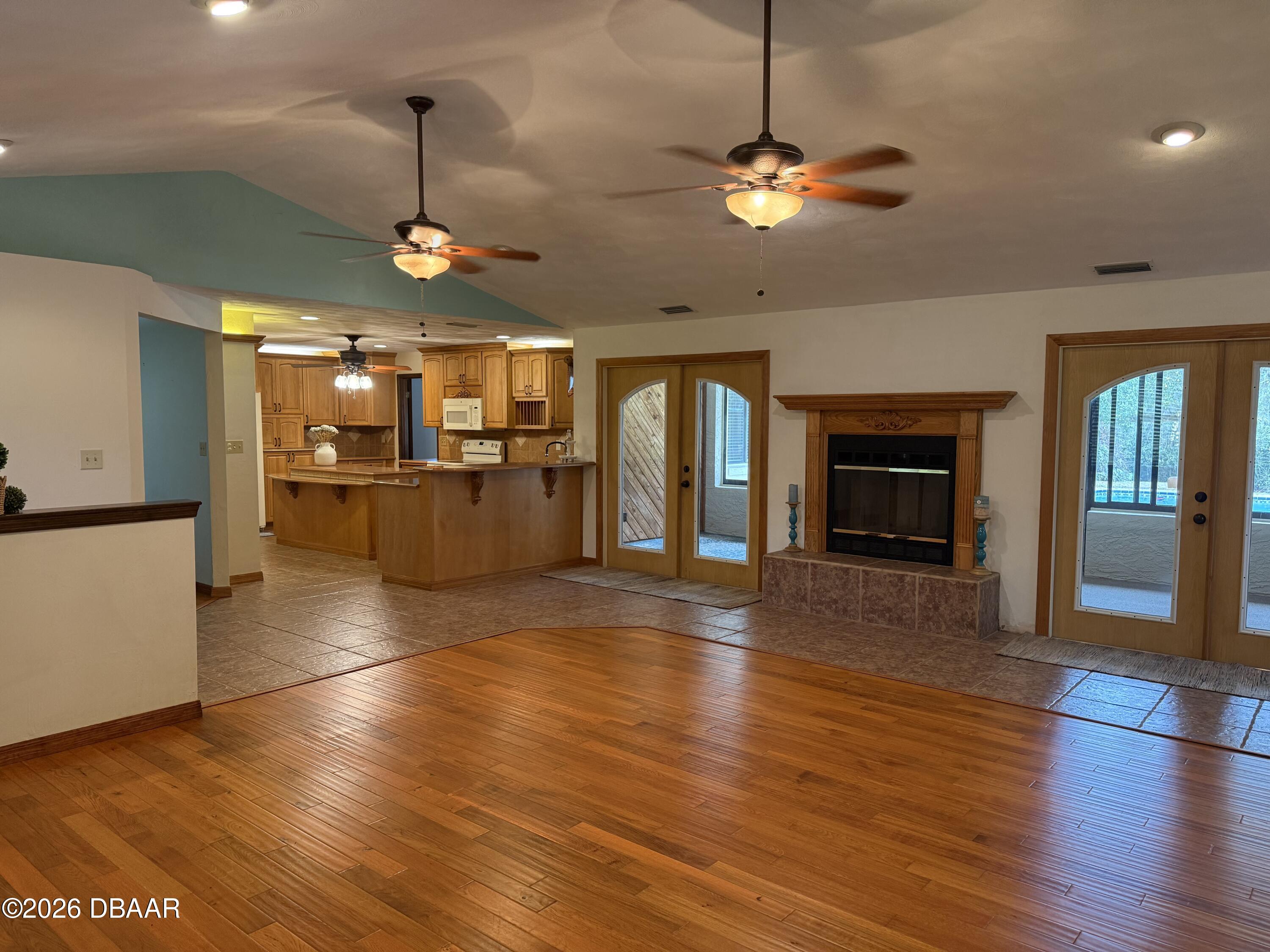 5822 Spruce Creek Woods Drive