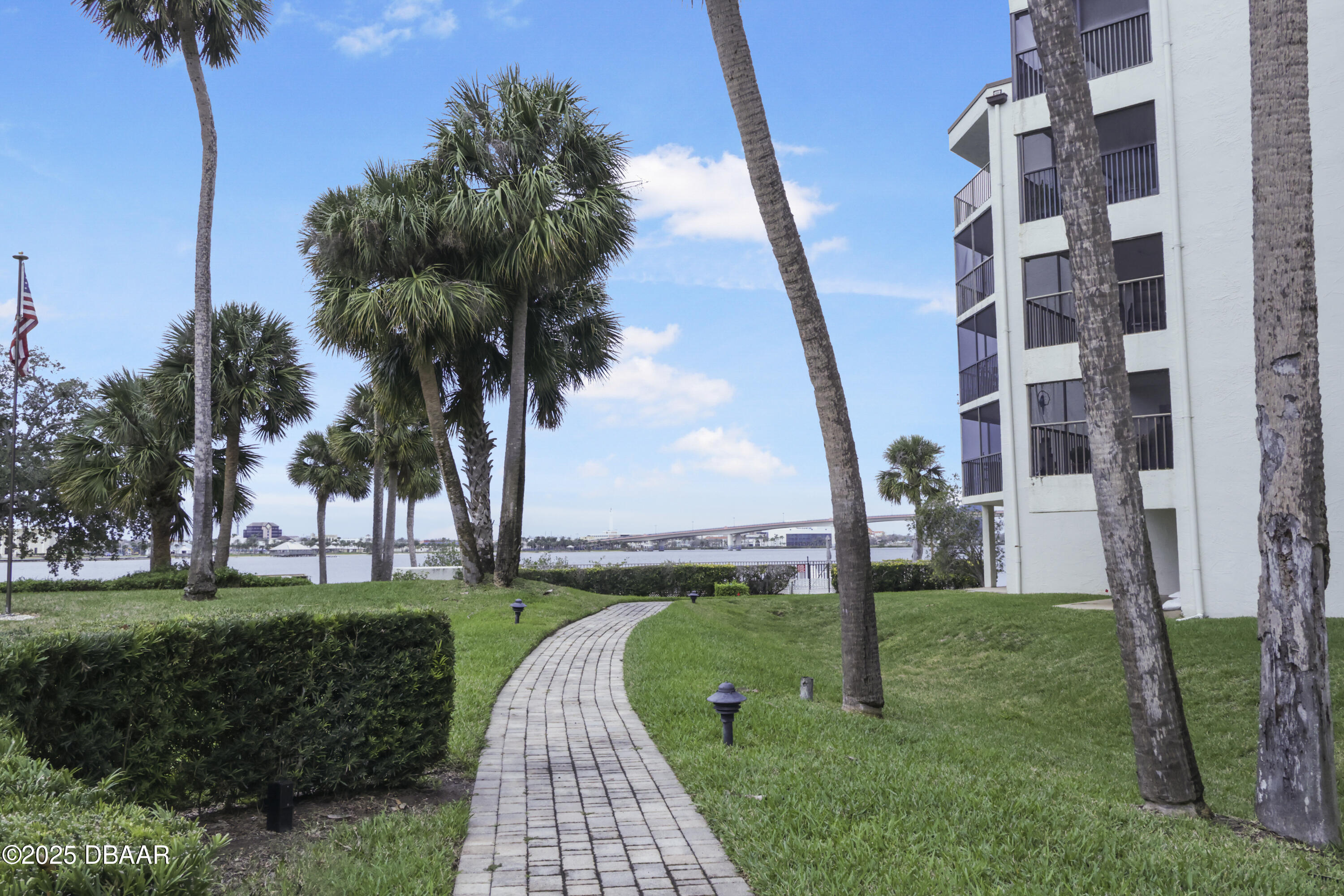 944 S Peninsula Drive 5010