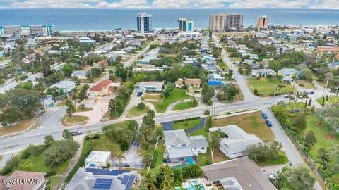 A home in Daytona Beach