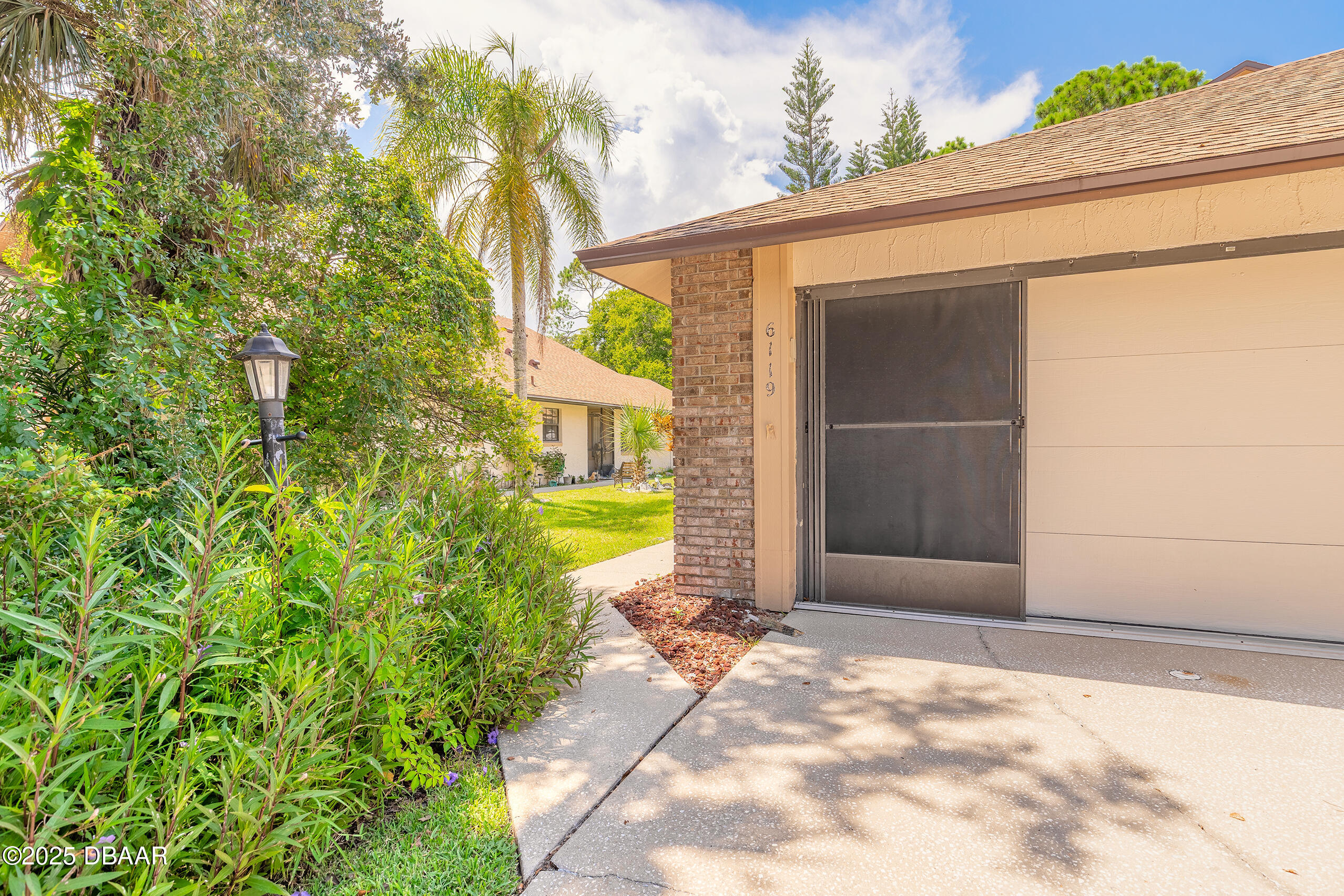 6119 Sequoia Drive