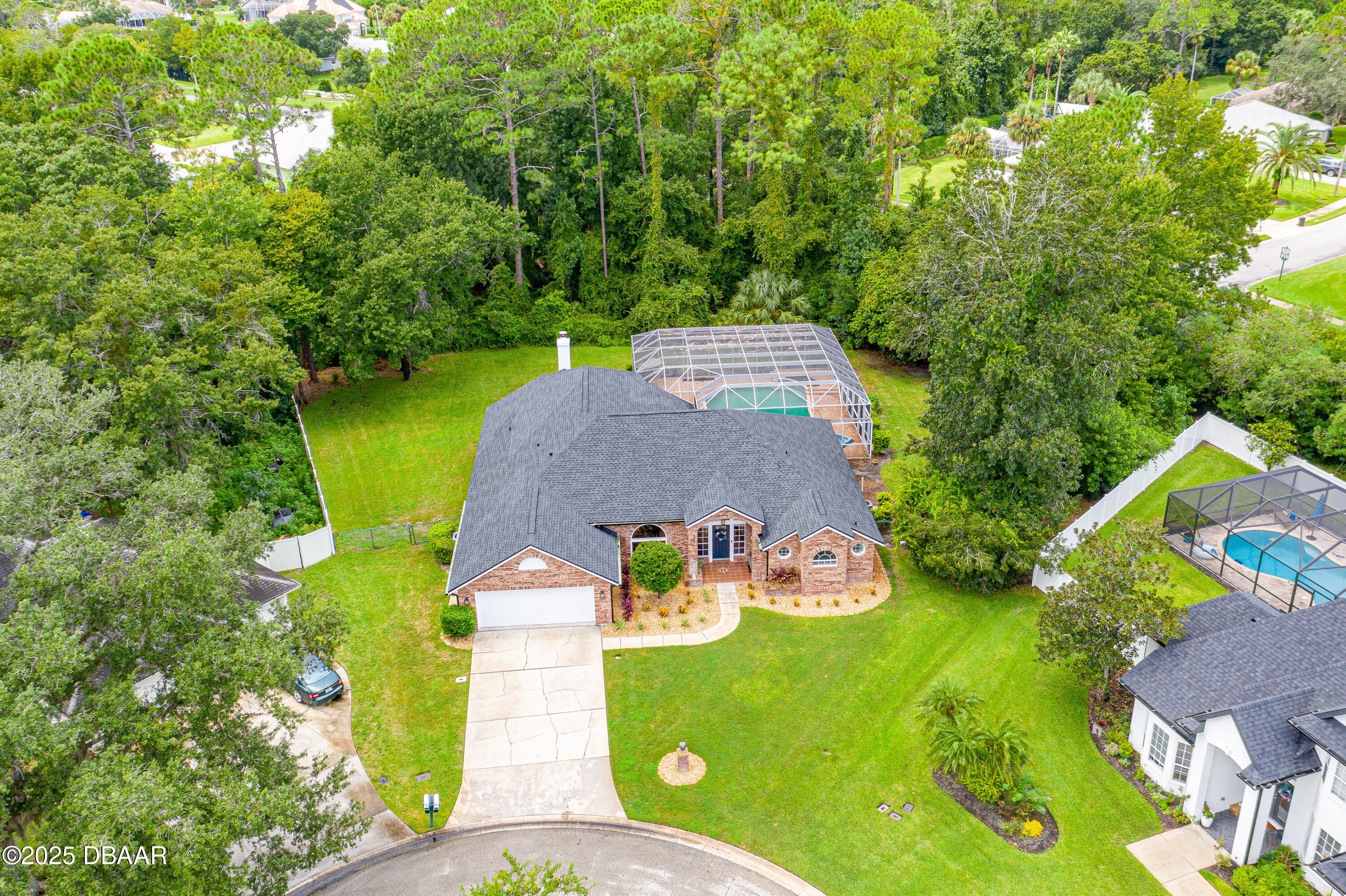 15 Highwood Ridge Trail