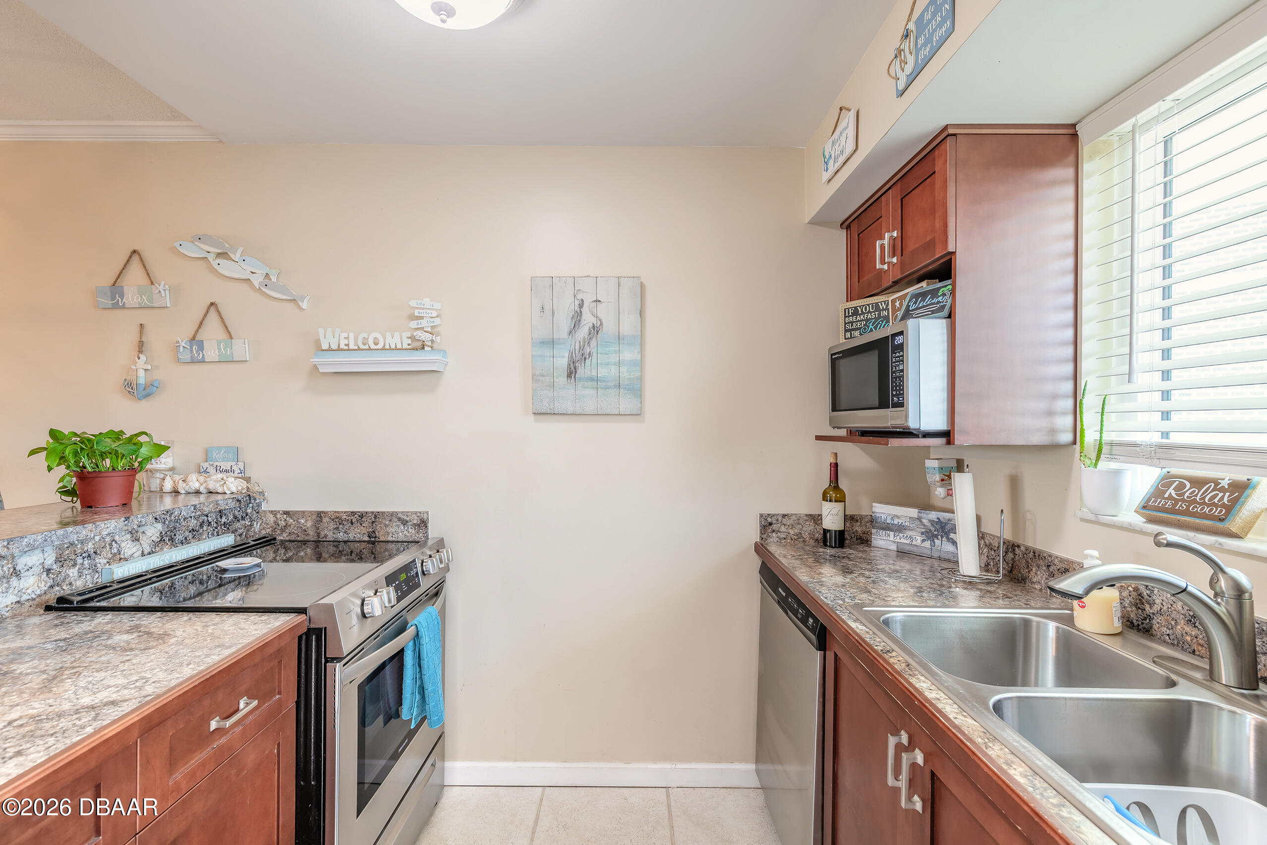 935 Ocean Shore Boulevard