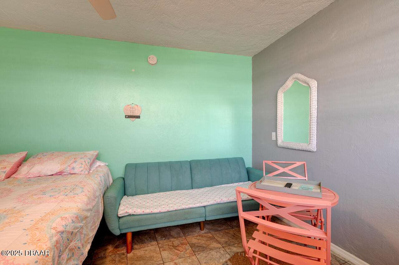 1233 S Atlantic Avenue