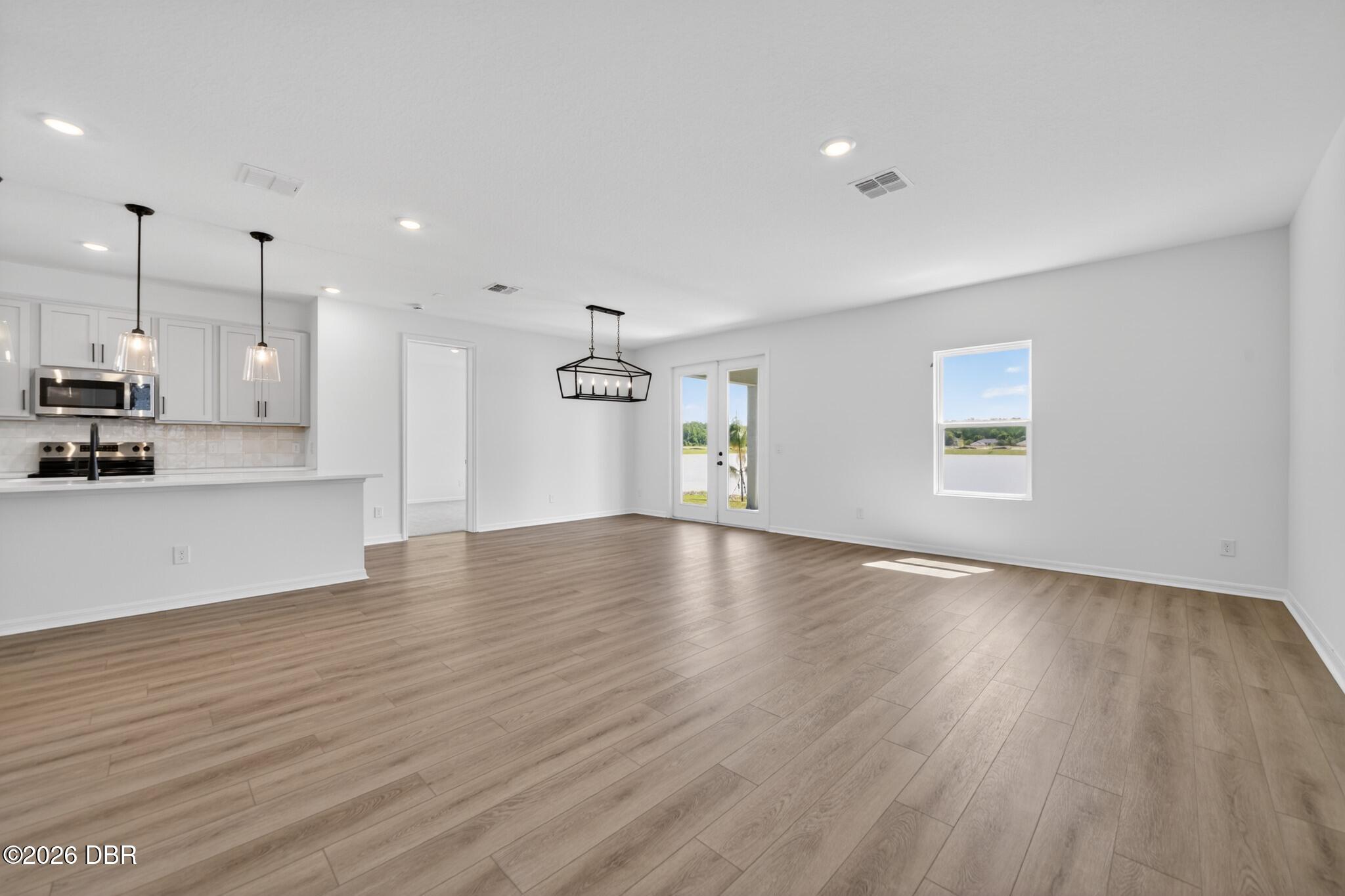 688 Junonia Boulevard