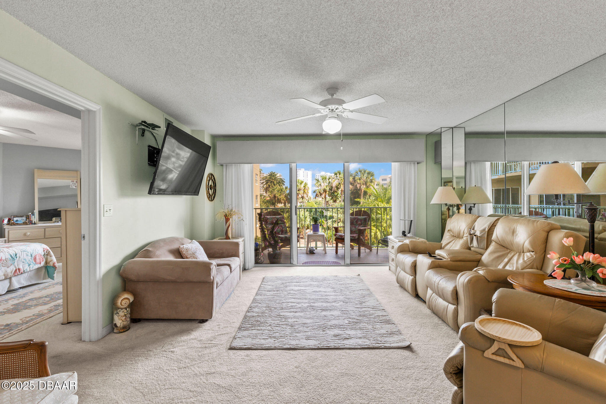 4 Oceans West Boulevard 308C