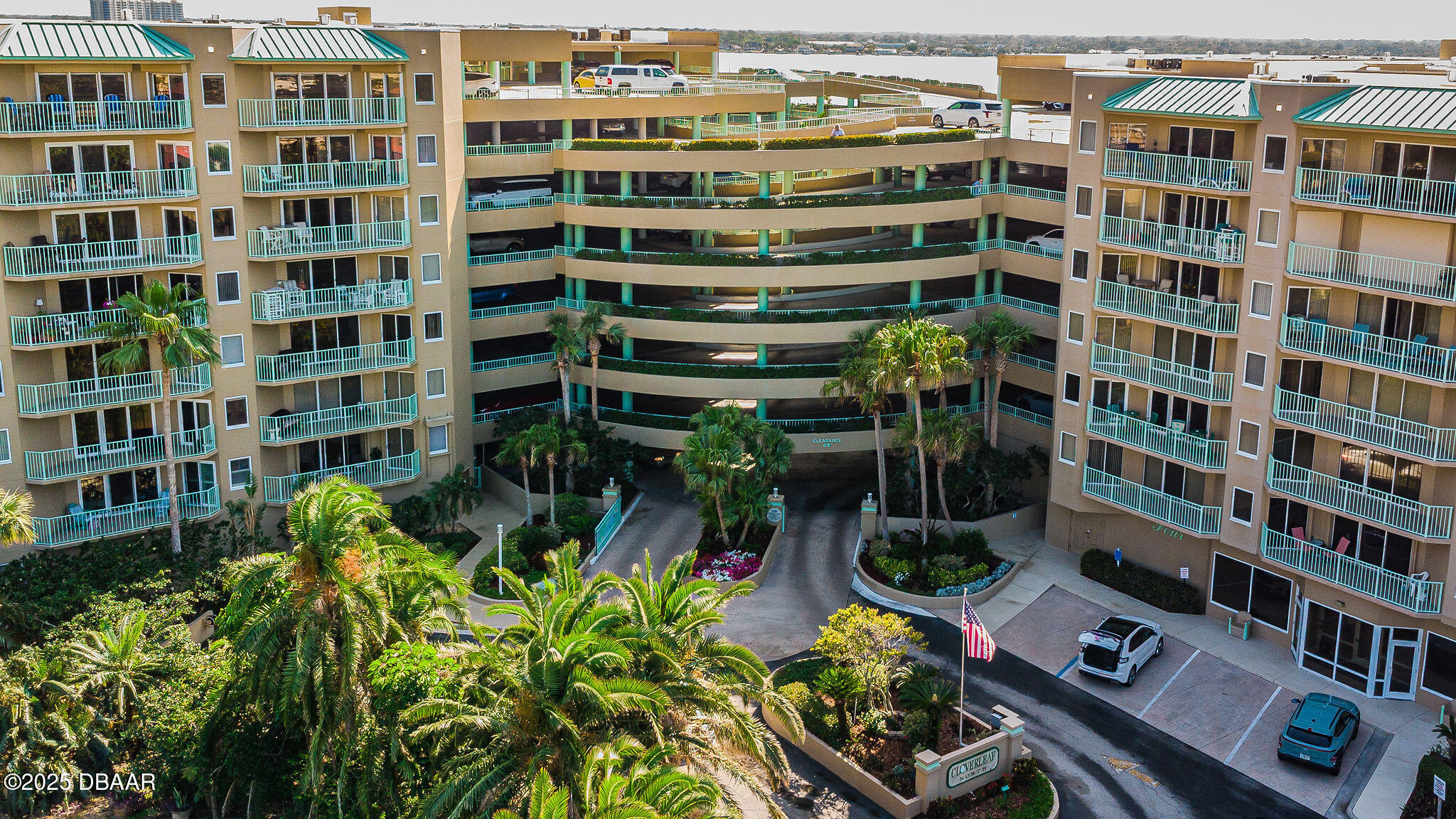 4 Oceans West Boulevard 308C