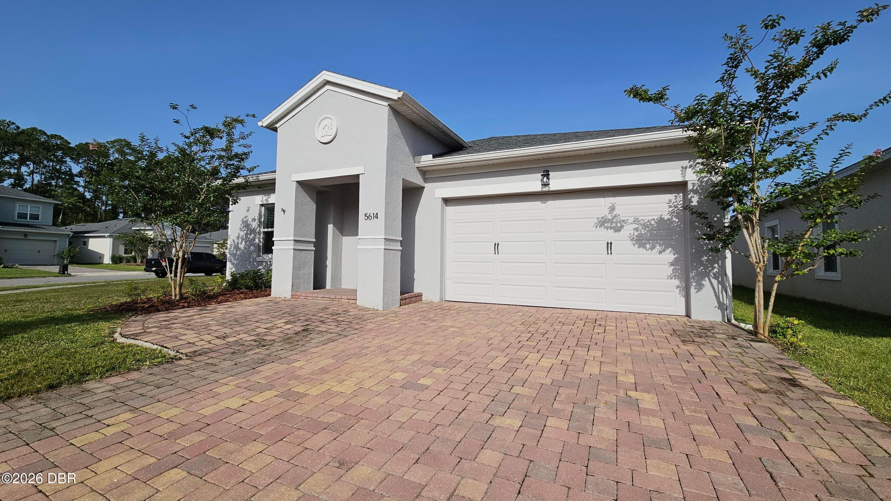 5614 Estero Loop