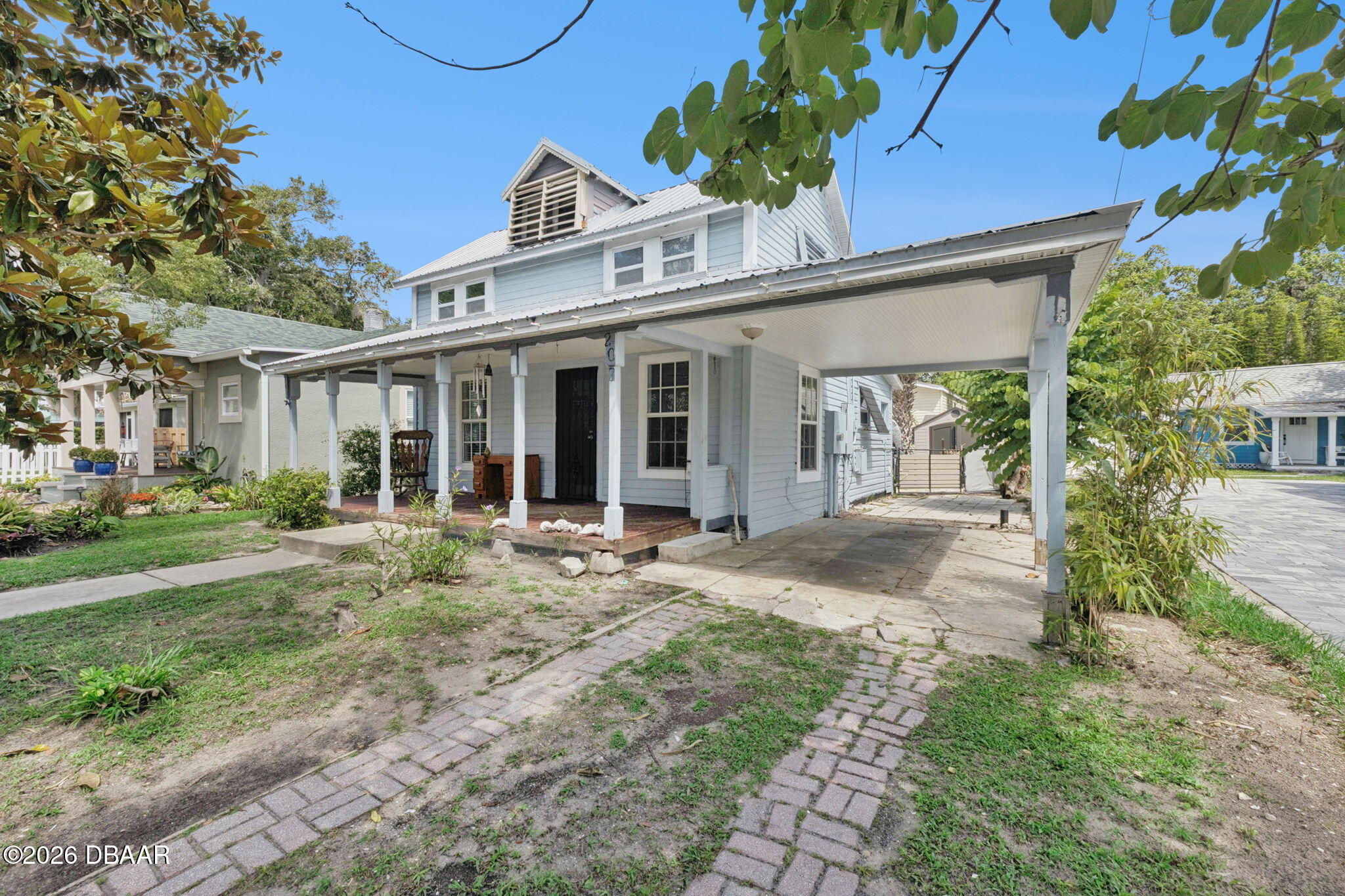 207 Mary Avenue
