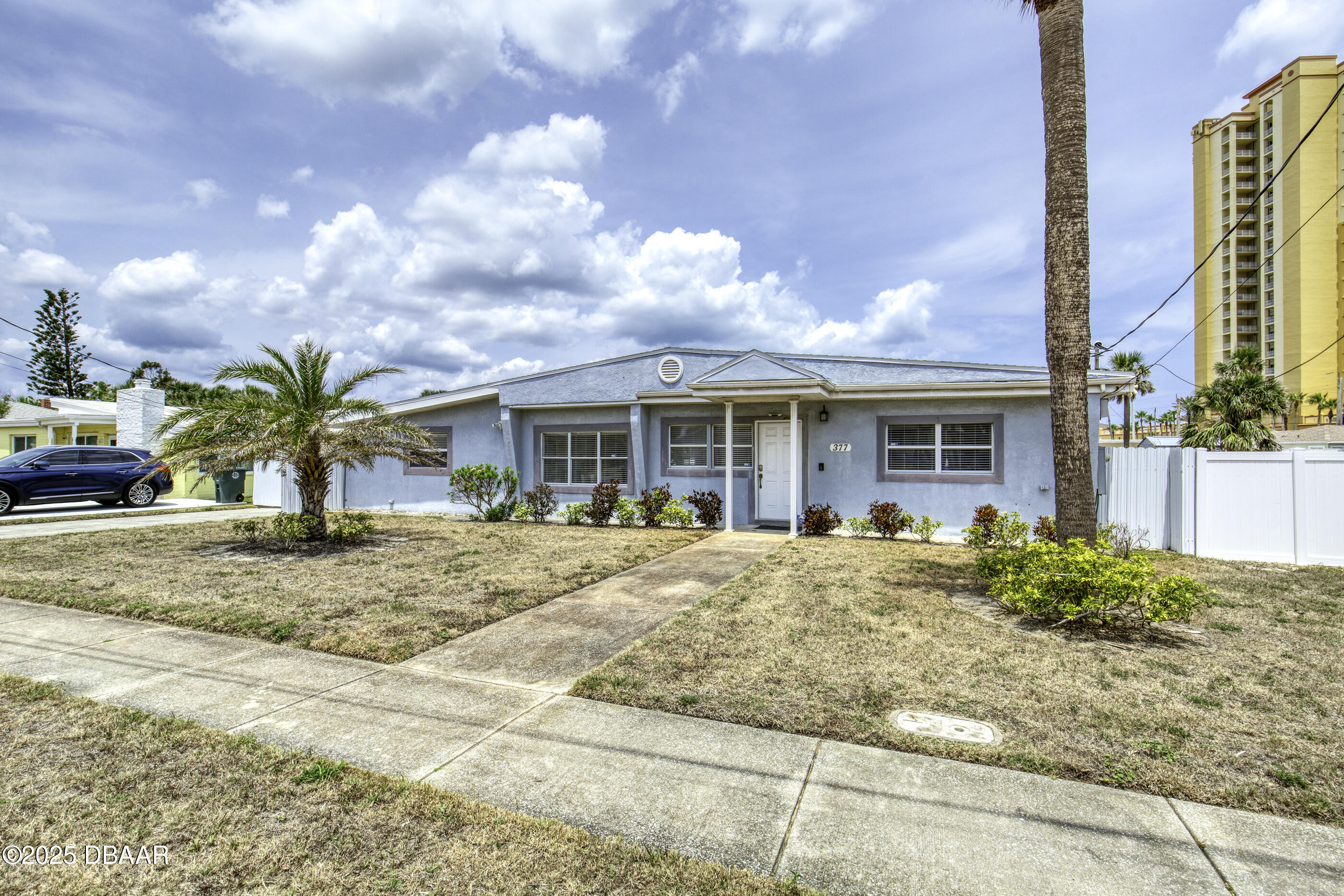 377 Woodland Avenue