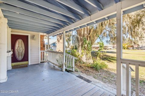 A home in East Palatka