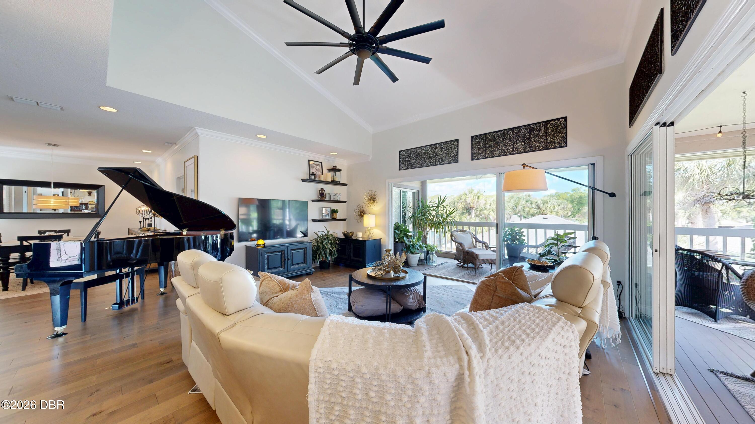 40 Magnolia Drive S