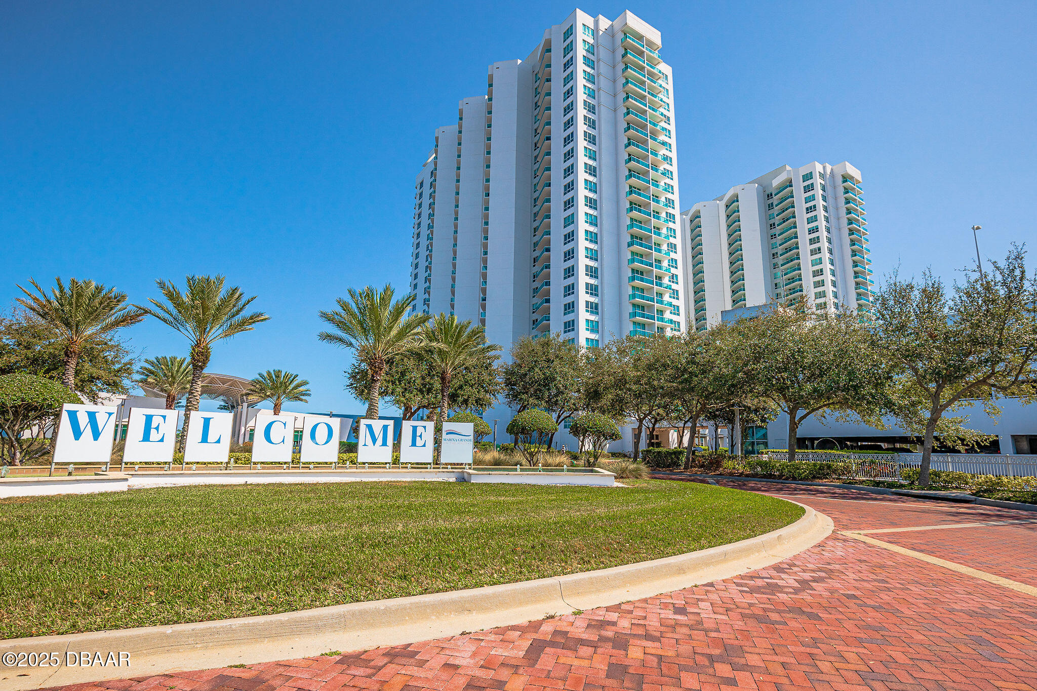 231 Riverside Drive 807