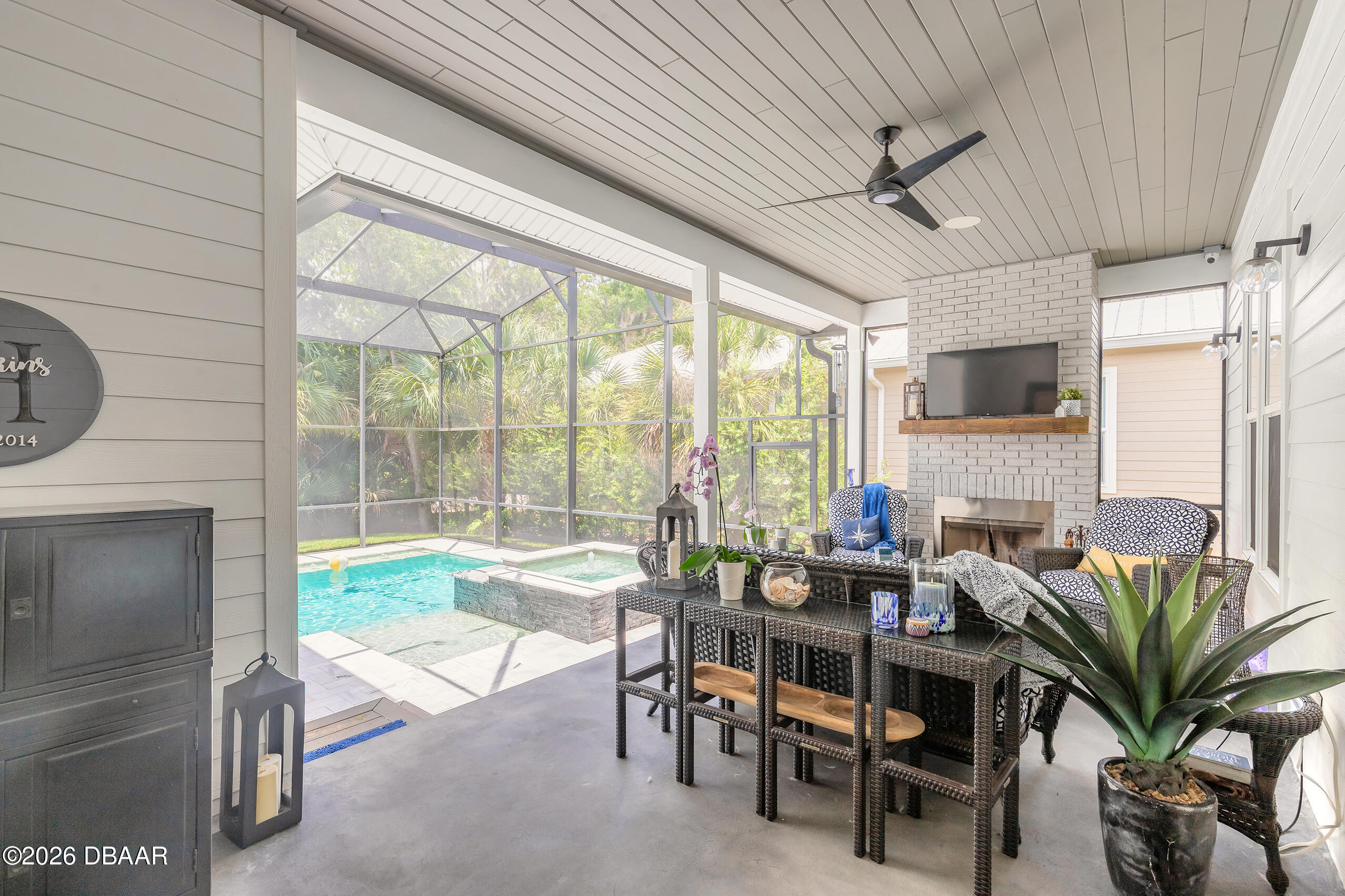 1811 Cattail Circle