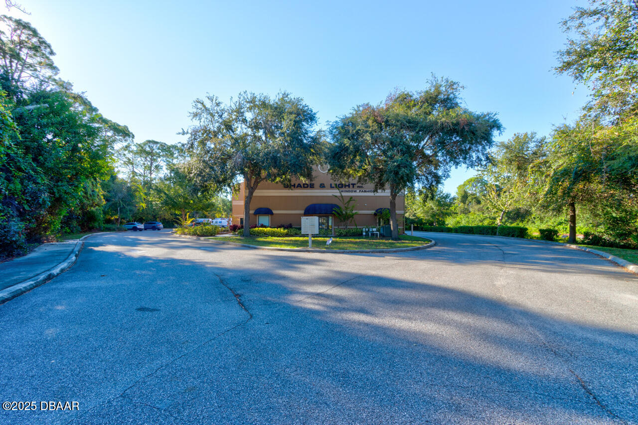 585 Commonwealth Boulevard