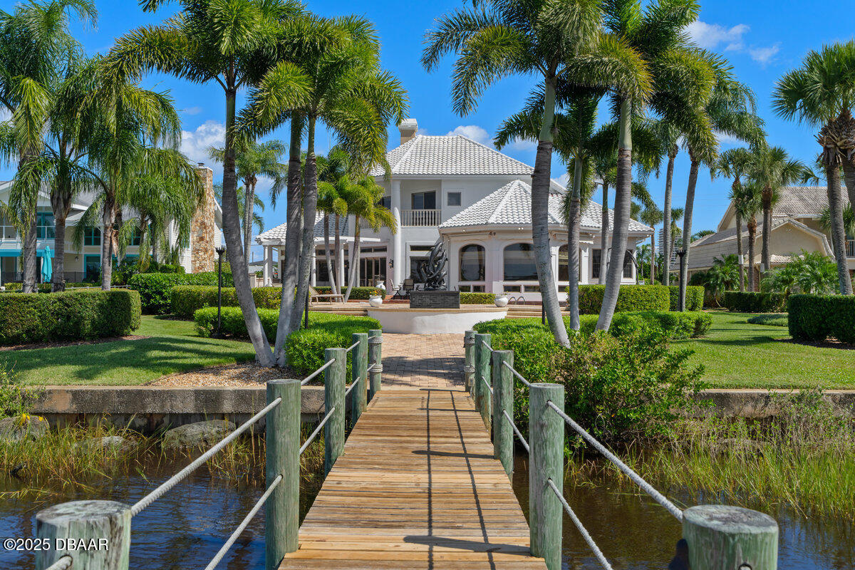 846 Riverside Drive