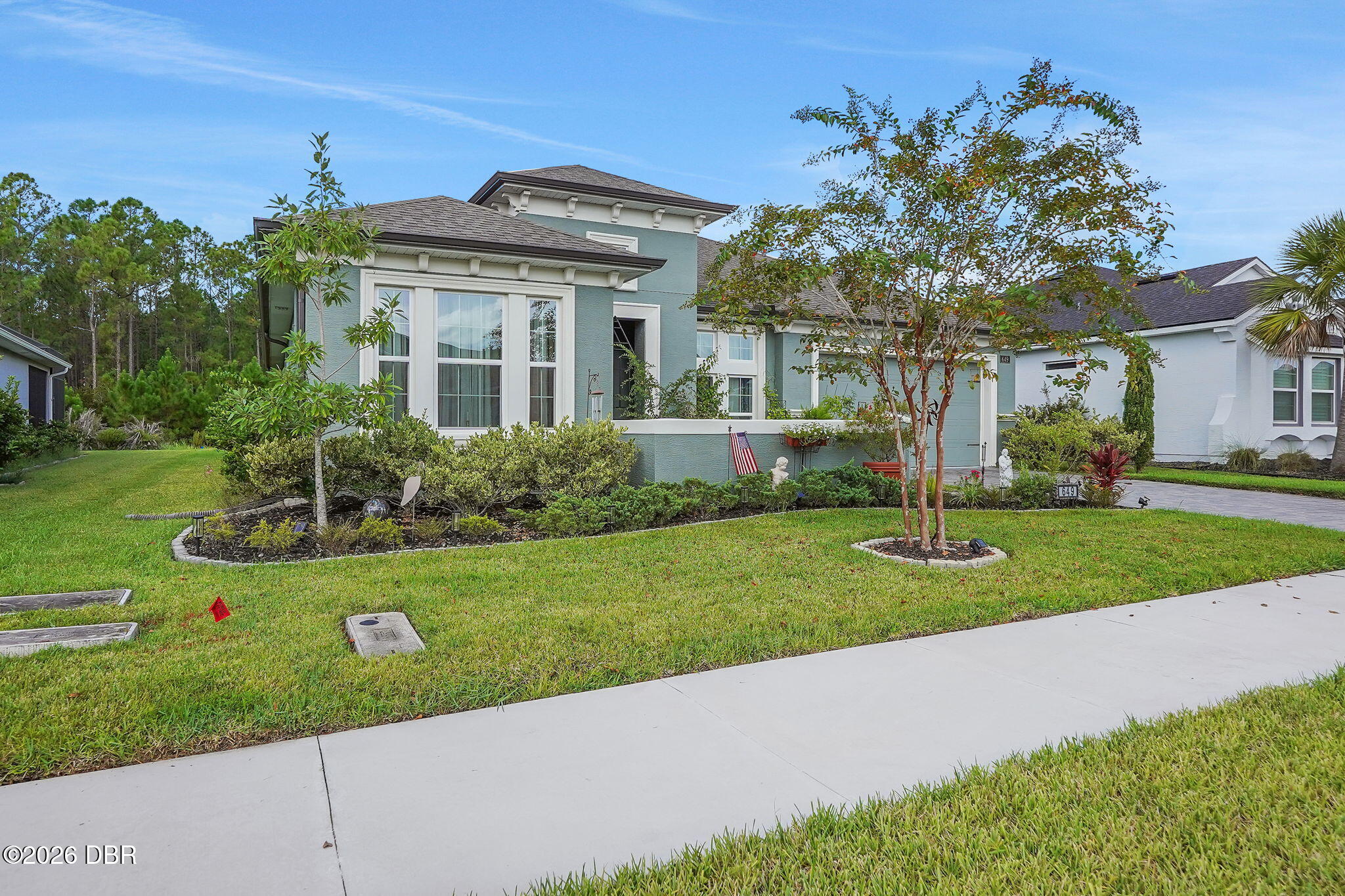 649 Mosaic Boulevard