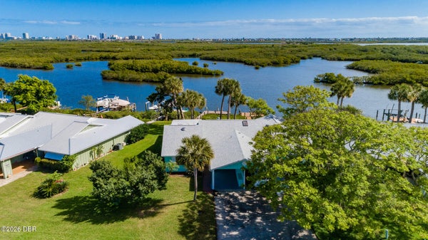 1216 HARBOUR POINT DR, PORT ORANGE, FL 32127 - Image 6f8faeb07bbcd00780556e8fa42a633c/2596040756