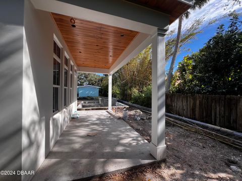 A home in New Smyrna Beach