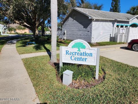 A home in New Smyrna Beach