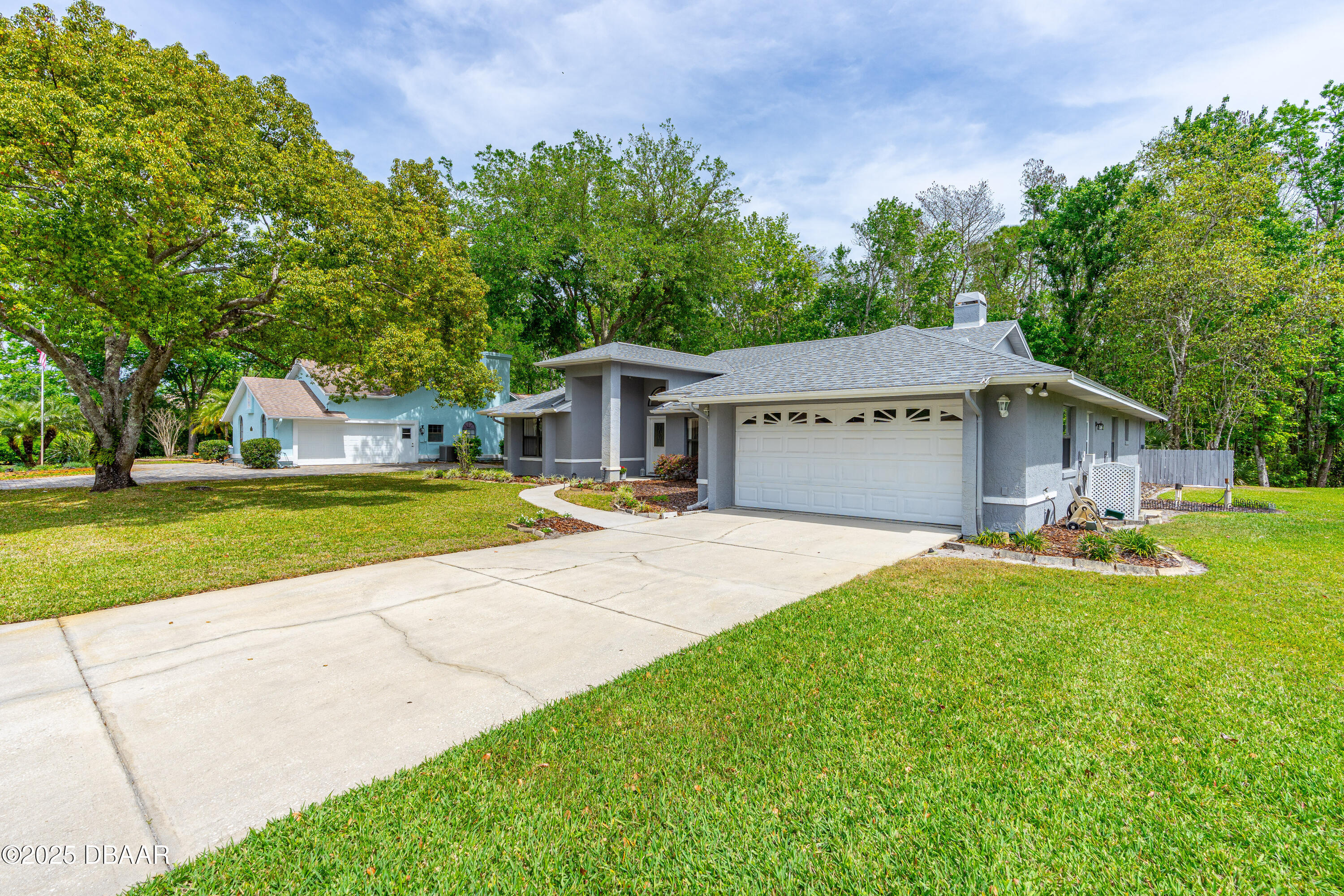 3291 Spruce Creek Glen